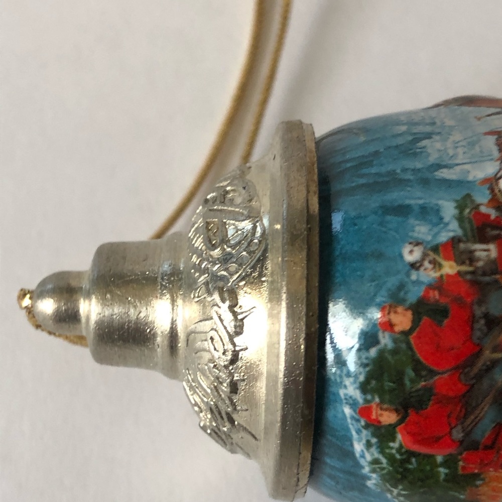 Anheuser Busch 2007 Holiday Ornament - Picture 6 of 8